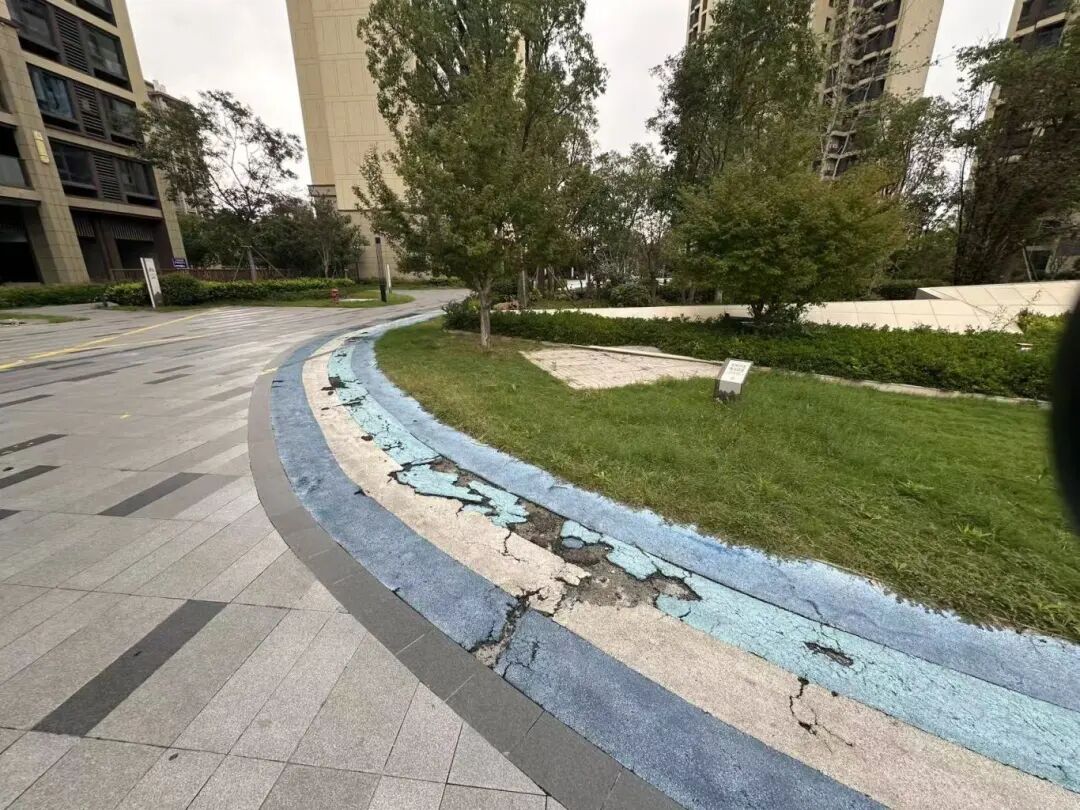 微信图片_20251021100140_124_717.jpg
